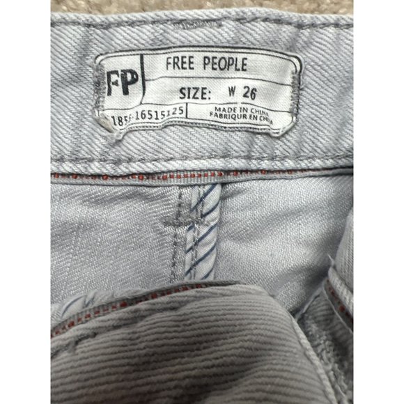 Free People Cutoff Jean Shorts Size 26 - Picture 3 of 5